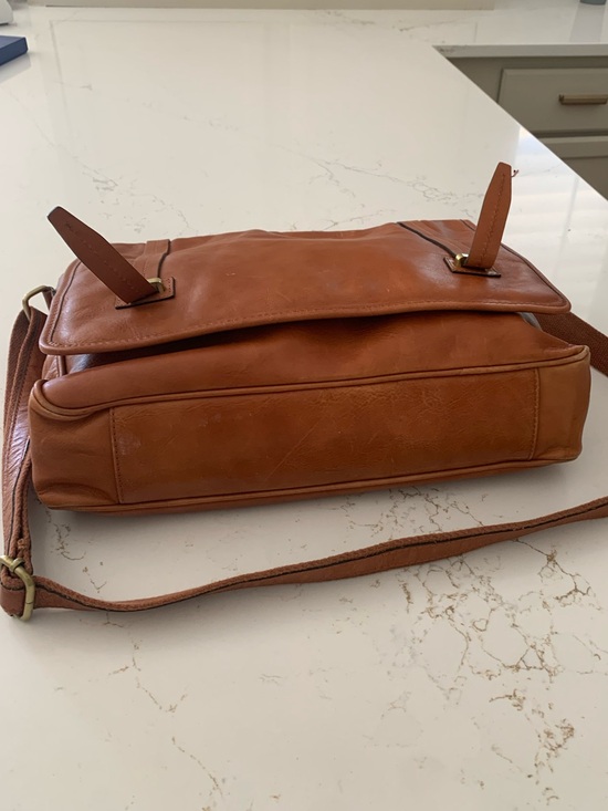 The Old Angler Large Leather Messenger Bag